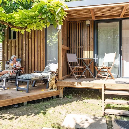 D'hôtes De La Dame Blanche