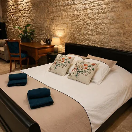D'hotes De La Dame Blanche Bed & Breakfast Borreze